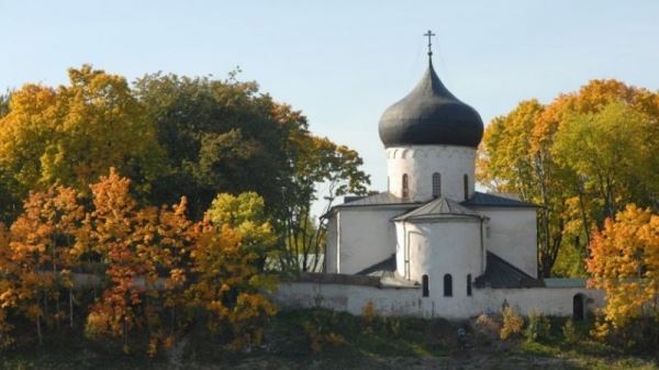7 древнейших храмов России