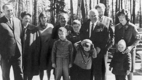 Никитичи. Как сложилась судьба детей Хрущева?