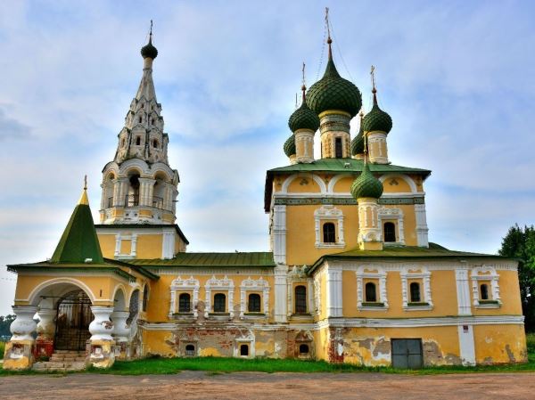 Что означают купола православных церквей